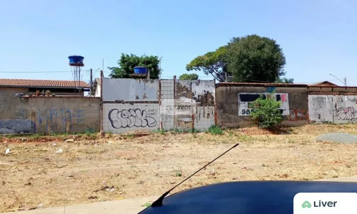 Área de 720m² Para Aluguel - Vila Redenção - Goiânia-go