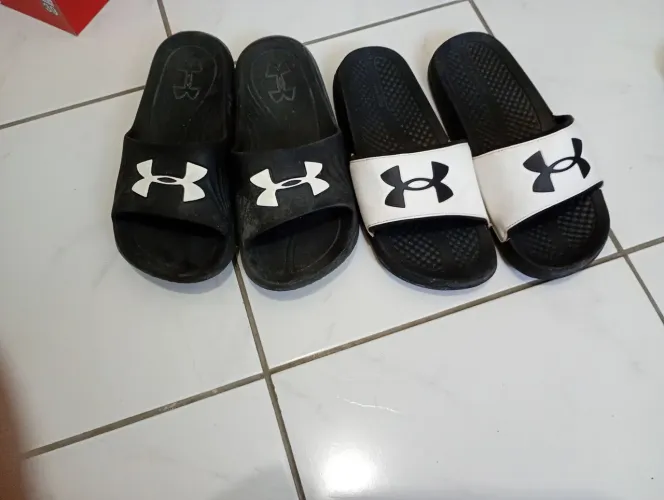 2 Sandálias under Armour