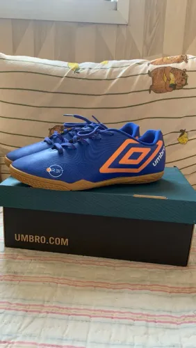 Chuteira futsal umbro orbit tamanho 39