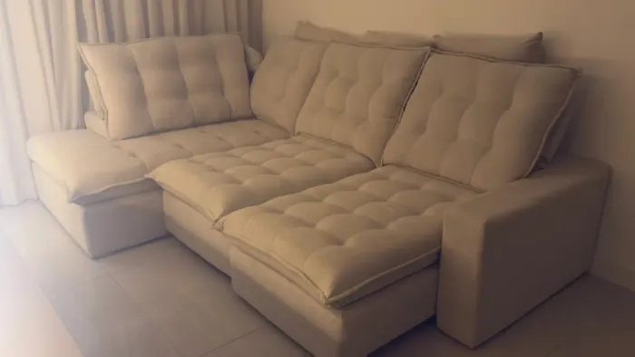 Vendo Sofá Retrátil com Chaise - 3 metros (Novo)