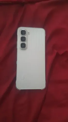 Celular infinix Hot 60 i