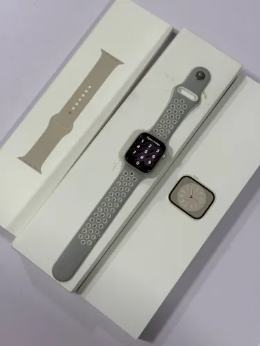 Apple Watch Series 8