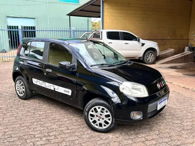 Fiat Uno Vivace Celeb. 1.0 EVO F.flex 8V 5P 2011