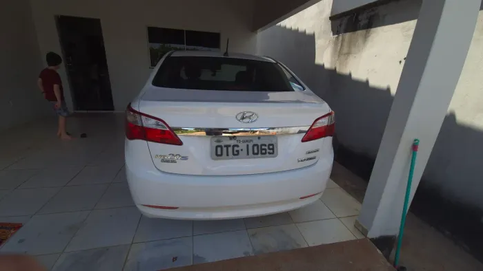 Hyundai HB20S C.style/c.plus1.6 Flex 16V Aut. 4P 2014