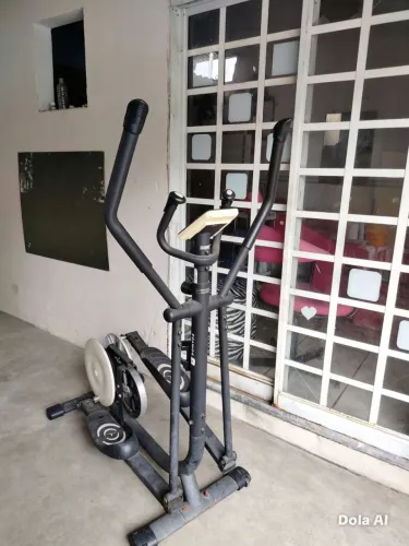 ELÍPTICO PARA TREINO EM CASA Vendo ou Troco