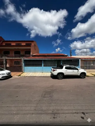 Setor Central, QD 36, 4 quartos sendo 1 suíte laje + casa de fundos R$ 550.000