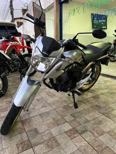 TITAN 160 2019 Edição 25 anos