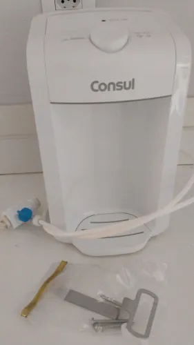 Purificador de água Consul novo