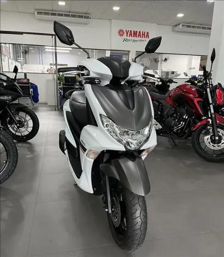 YAMAHA FLUO 125 ABS