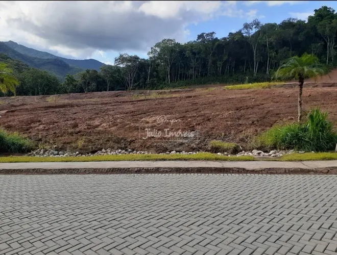 TERRENO NO RECANTO DO SOL BATEAS EM BRUSQUE