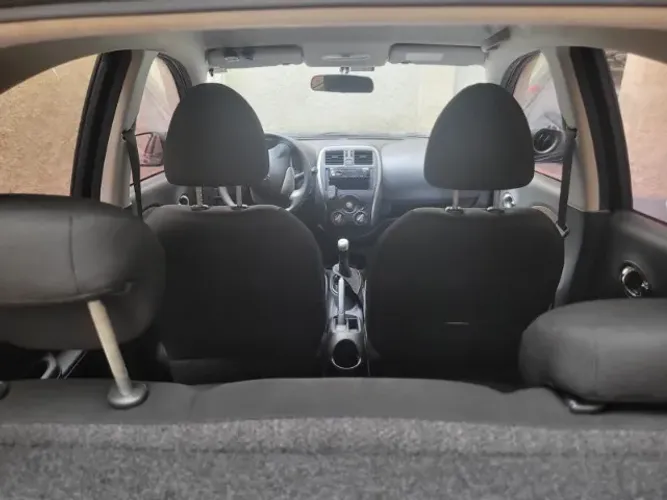 Nissan March S 1.0 12V Flex 5P 2015
