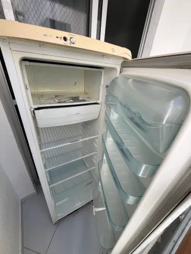 Geladeira electrolux