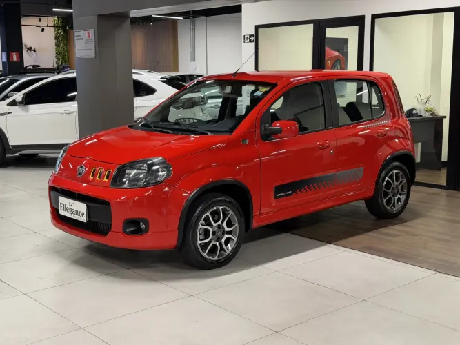 Fiat Uno Sporting 1.4 EVO Fire Flex 8V 4P 2013