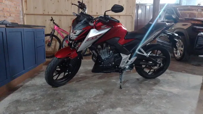 CB300F ABS 2025/2026.
