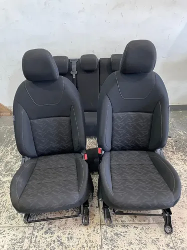 Jogo de Bancos do Nissan Kicks tecido 