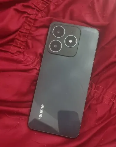 Realme c61