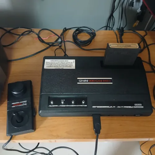 GENINI COLECO VIDEO GAME (ATARI)