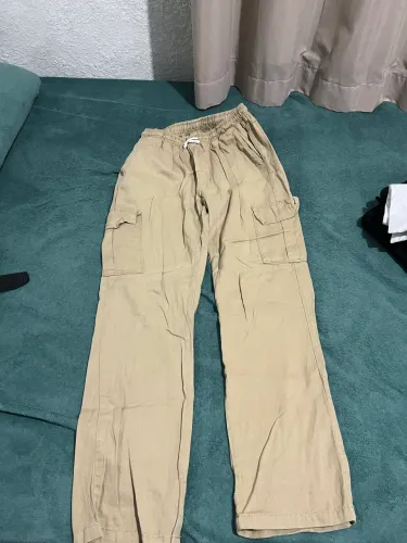 Calça cargo bege