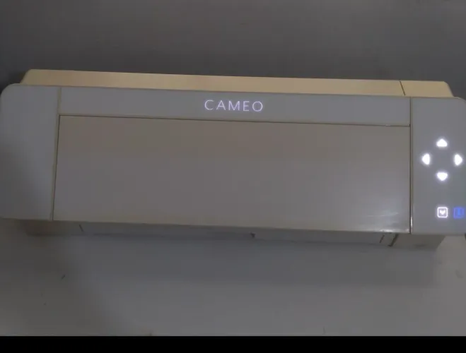 Silhouette Cameo 4 Branca - Plotter de Recorte para Personalizados