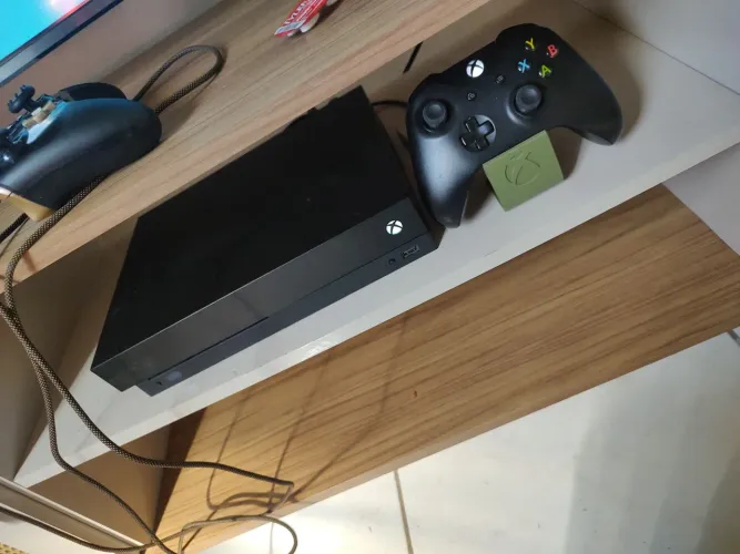 Xbox one x 1 tera