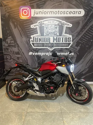 CB 650 R ABS 2021 (APENAS 31 MIL KMS, SLIDES, AMORTECEDOR DE GUIDOM, GARANTIA DE LOJA)
