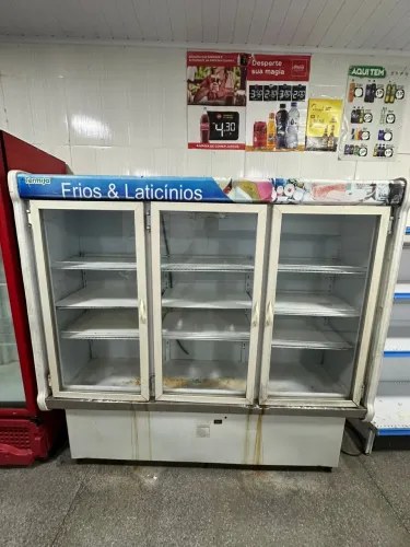 Expositor vertical frios