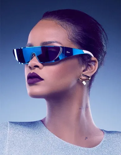 Óculos Dior Rihanna azul 2016