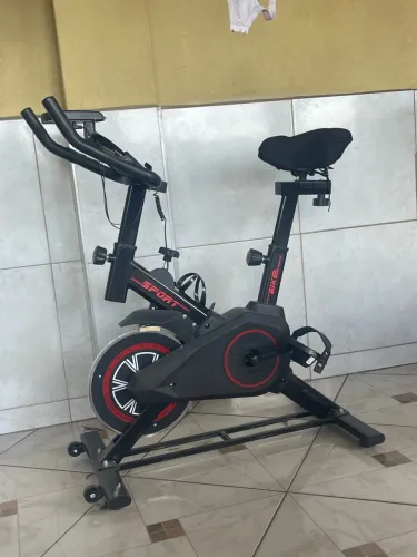 Vendo bike ergométrica- Novinha