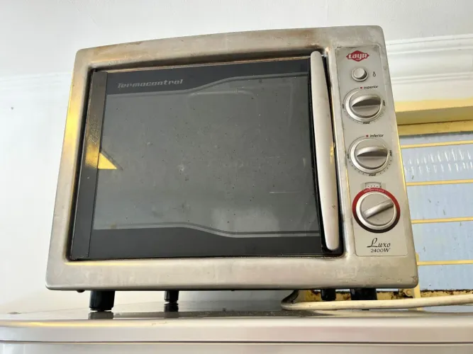FORNO LAYR 47 LITROS