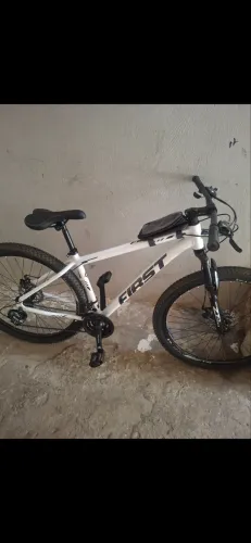 Troco bike Aro 29 por algo do meu interesse