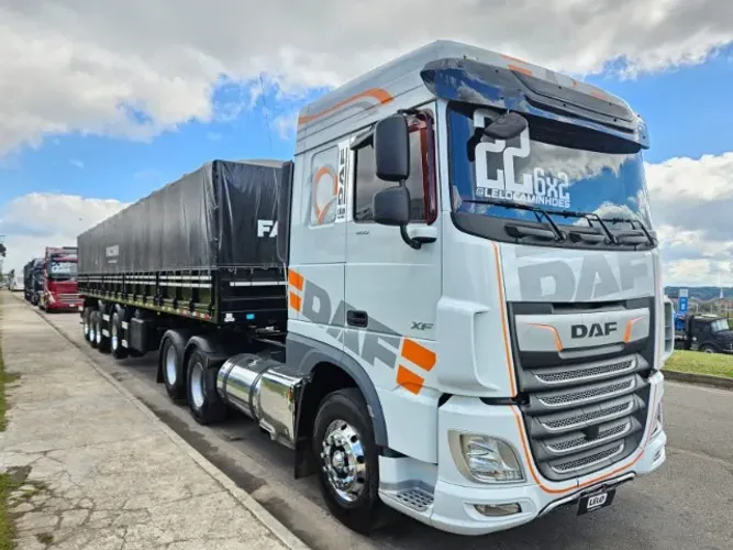 DAF XF 460 6x2 Ano 22 Automático geladeira 4 Eixo Graneleira Facchini 0 KM Com Pneus Rodas