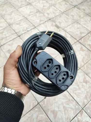 Extensão Elétrica 30 Metros Reforçada 3 Tomadas - Bivolt 