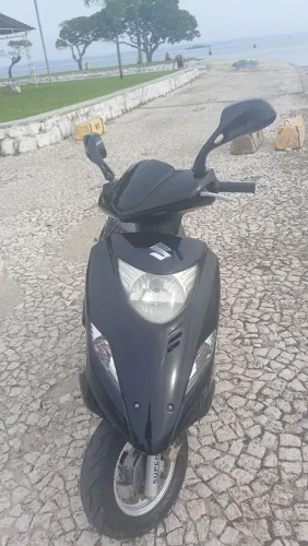 Burgman 125 i 