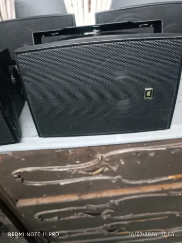 6 caixas de som jbl
