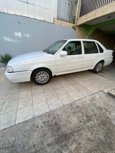 Volkswagen Santana 1.8 MI (álcool) 2003