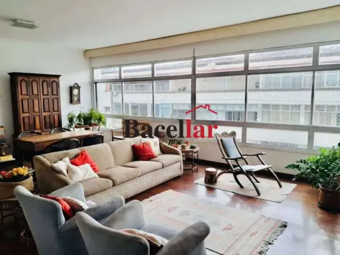 Cobertura : Duplex / Residencial / Leme