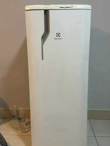 geladeira Electrolux RE31