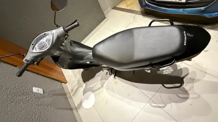 Biz 125 no cartão