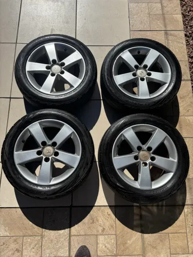 Roda e pneu Honda Civic Aro 16