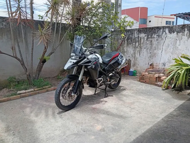 BMW f800 gs adventure vendo ou troco por moto menor 