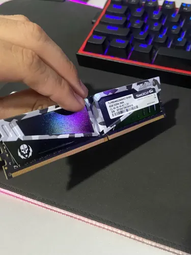 Memória RAM TeamGroup T-Force Vulcan 8GB DDR4 2666MHz