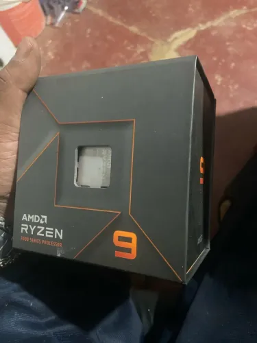 AMD Ryzen 9 7900x de 12 núcleos e 5.6GHz de frequência com gráfica integrada