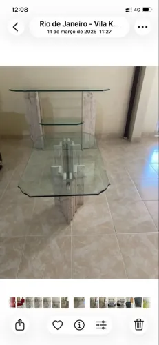 Mesa de centro em mármore e vidro