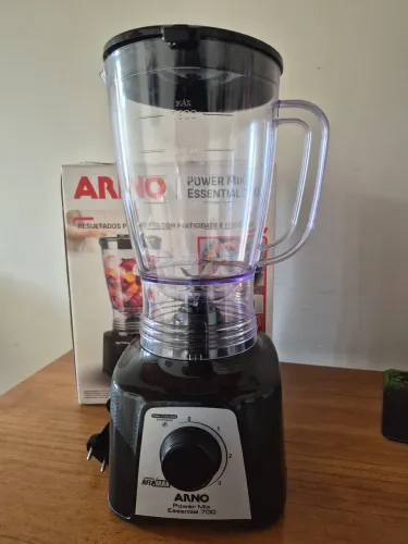 VENDO LITROFICADOR DA MARCA ANO NOVO SEM MARCA USO