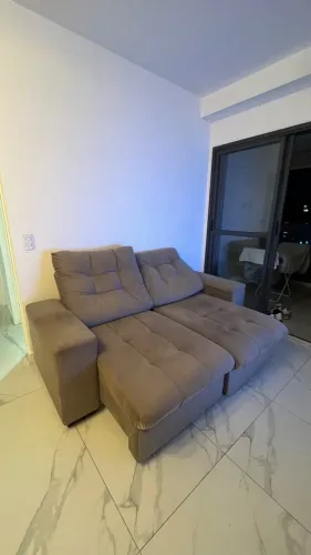 Sofá 2 Lugares Retrátil e Reclinável Biarritz Suede Castanho