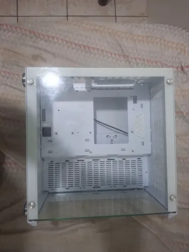 Vendo Gabinete Aquário Rise Mode (leia a descrição)