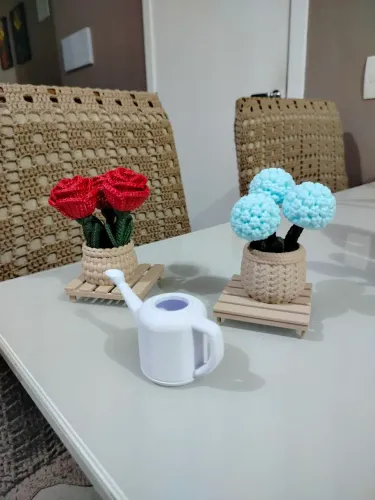 Mini flores tricô para decoração