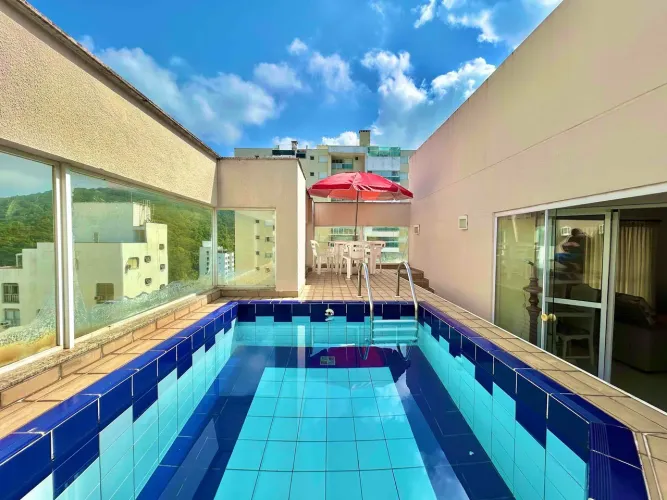 Cobertura à Venda na Pitangueiras no Guarujá | QVista Inteligência Imobiliária Guarujá
