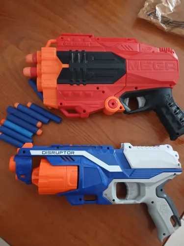 Desapegando de duas Nerfz - brinquedos
