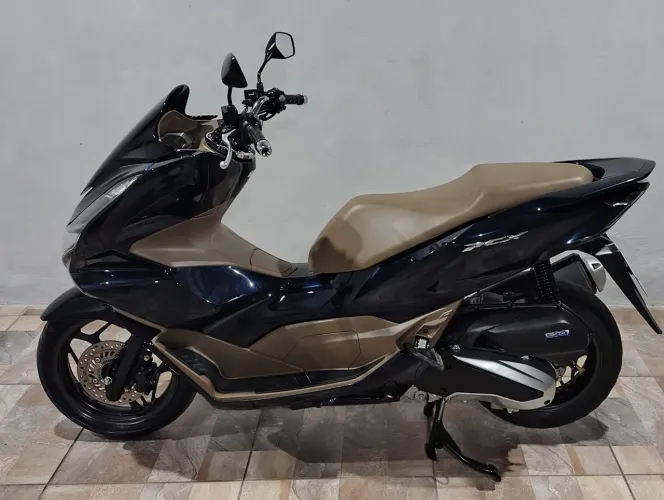 HONDA PCX DLX 160 CC TOP DE LINHA ÚNICO DONO
